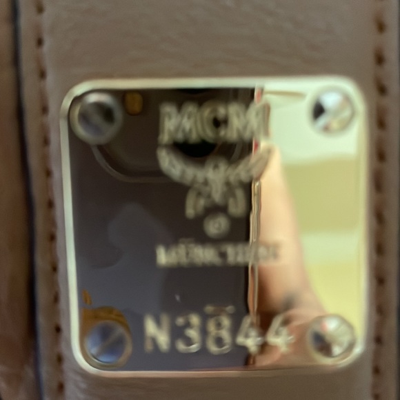 MCM reversible tote… - Picture 5 of 6